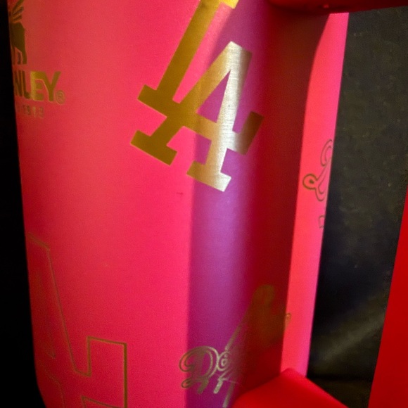 New Stanley 40oz Laser LA Engraved Dodgers Hot Pink Tumbler *No Original Box* - Picture 9 of 15